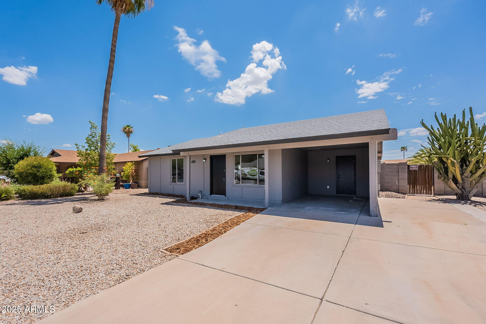 Property Photo: 1519 W Alamo Drive AZ 85224