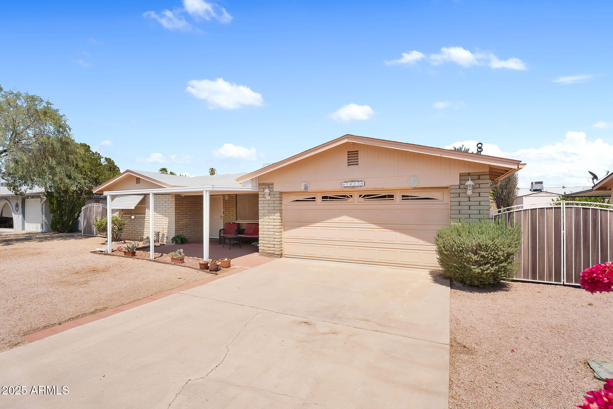 1023 S Ocotillo Drive  Apache Junction AZ 85120 photo