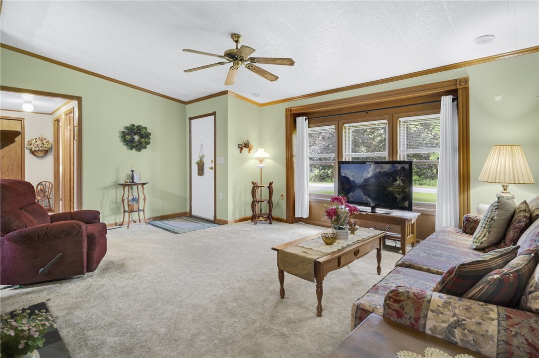 Property Photo:  10 Bailey Street  NY 13068 