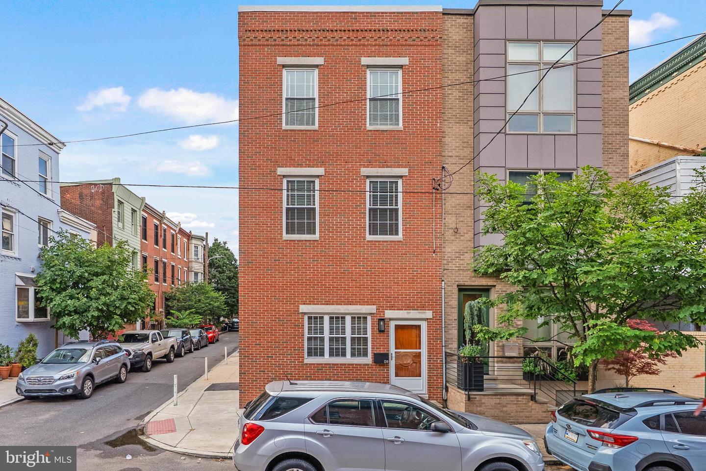 1241 S 12th Street  Philadelphia PA 19147 photo