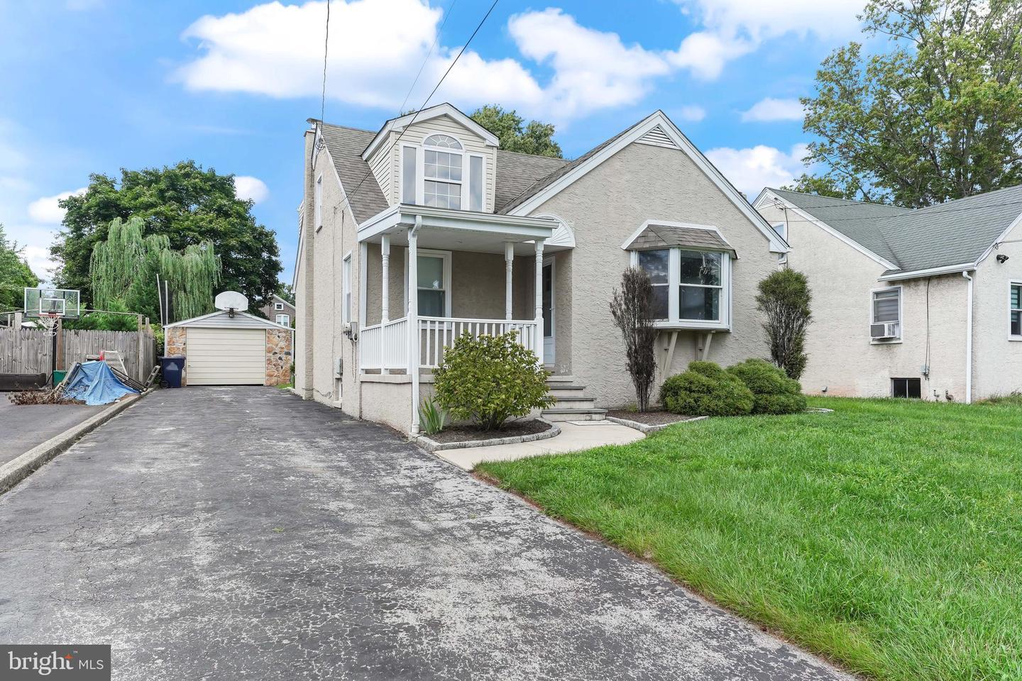 Property Photo: 311 Union Street PA 19468