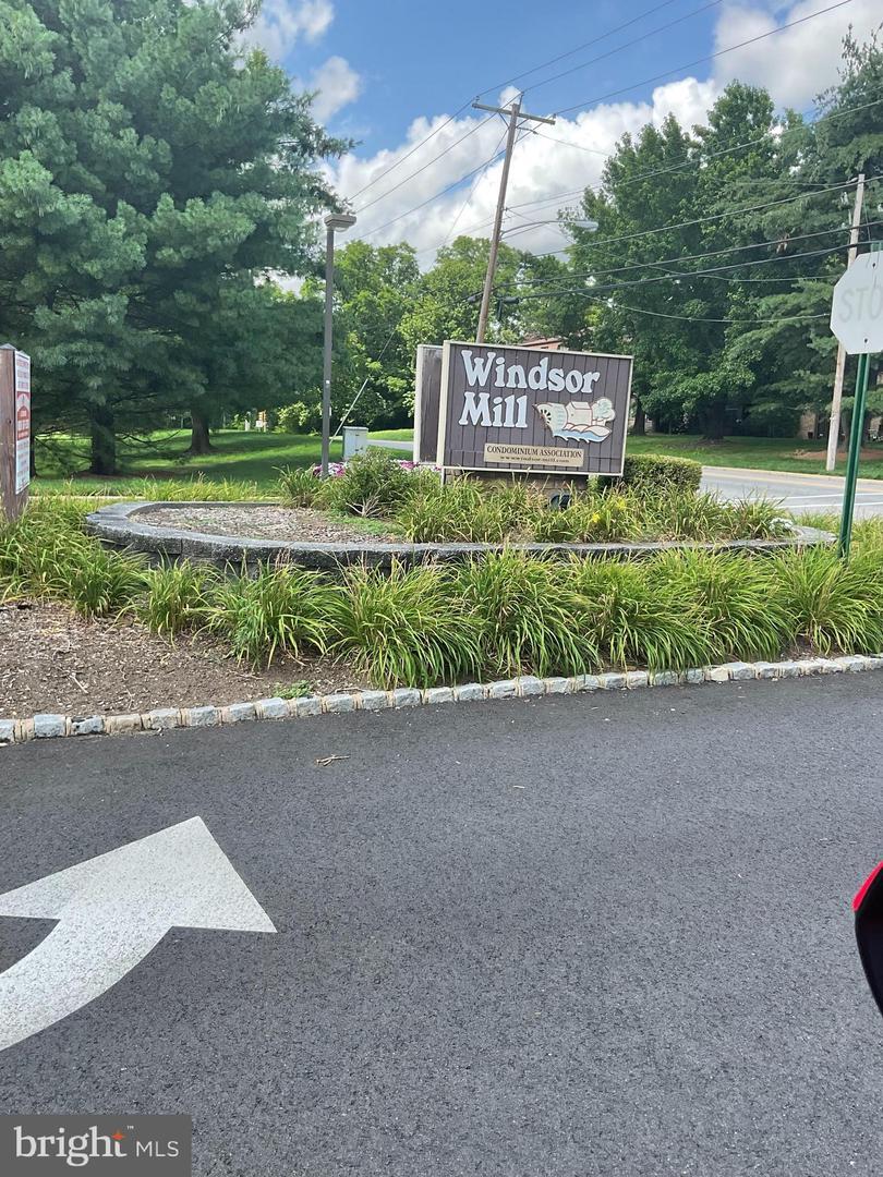 Property Photo:  2523 Old Stone Mill Drive 2523  NJ 08512 