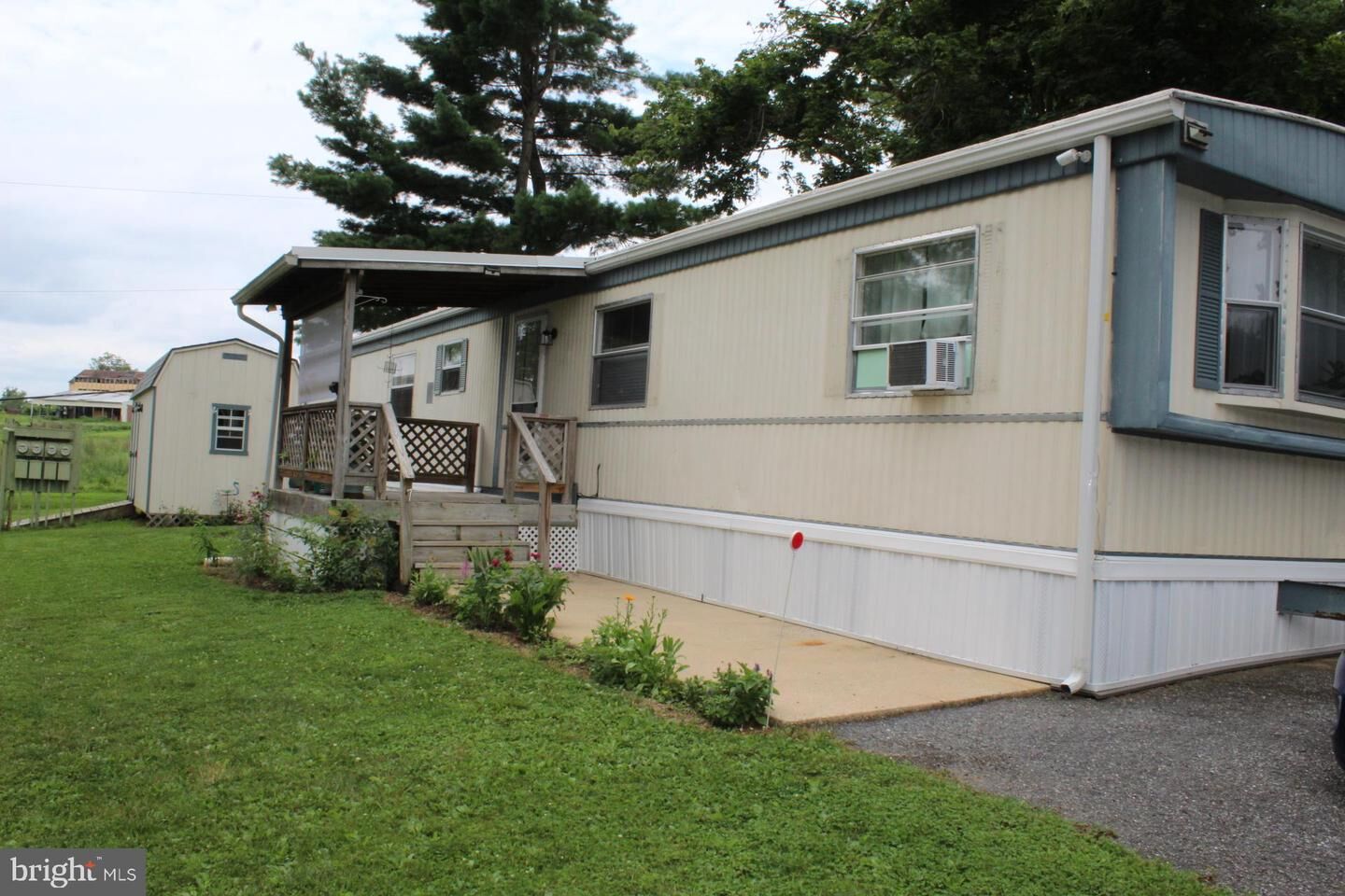 Property Photo:  7 Dogwood Drive  PA 17516 