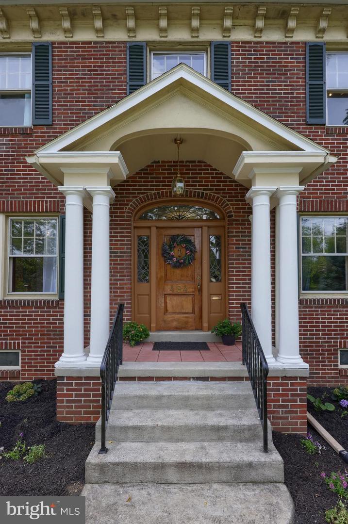 Property Photo: 484 Country Club Road PA 17403