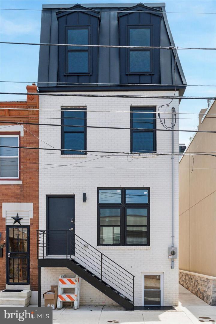 Property Photo:  3077 Salmon Street  PA 19134 