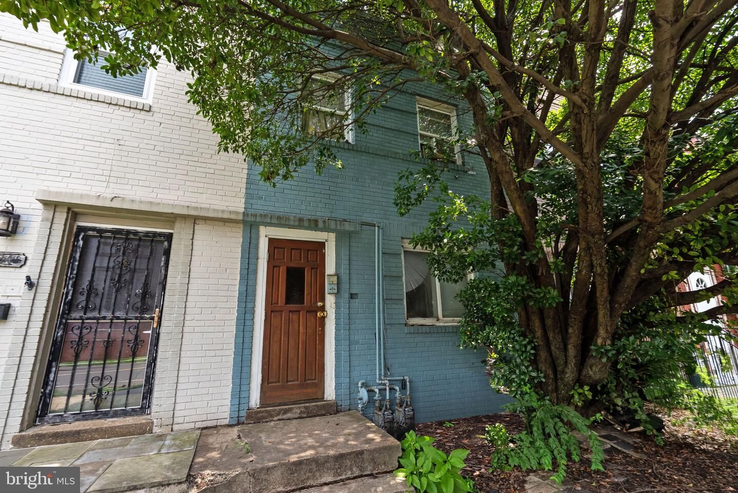 Property Photo: 1526 2nd Street SW DC 20024
