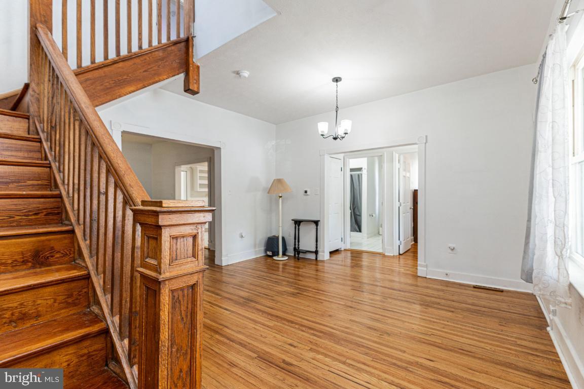 Property Photo: 518 Warren Avenue VA 22630