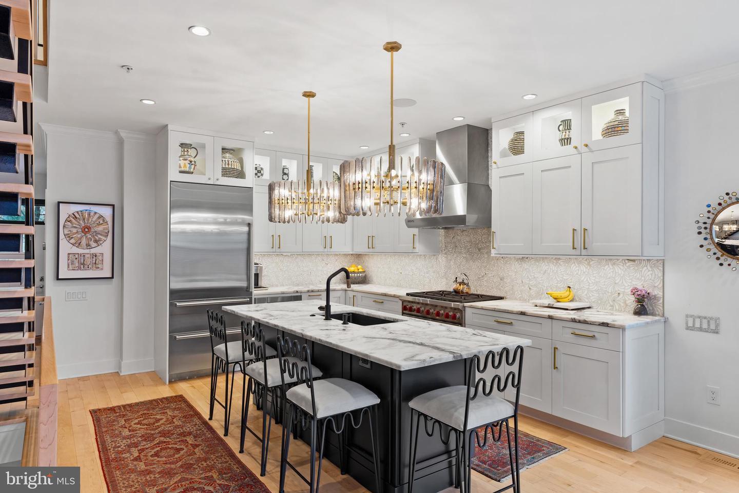 741 Bainbridge Street  Philadelphia PA 19147 photo