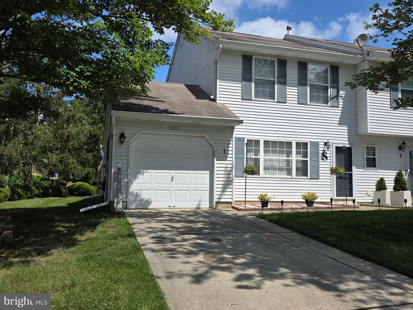 1 Winchester Court  Bordentown NJ 08505 photo