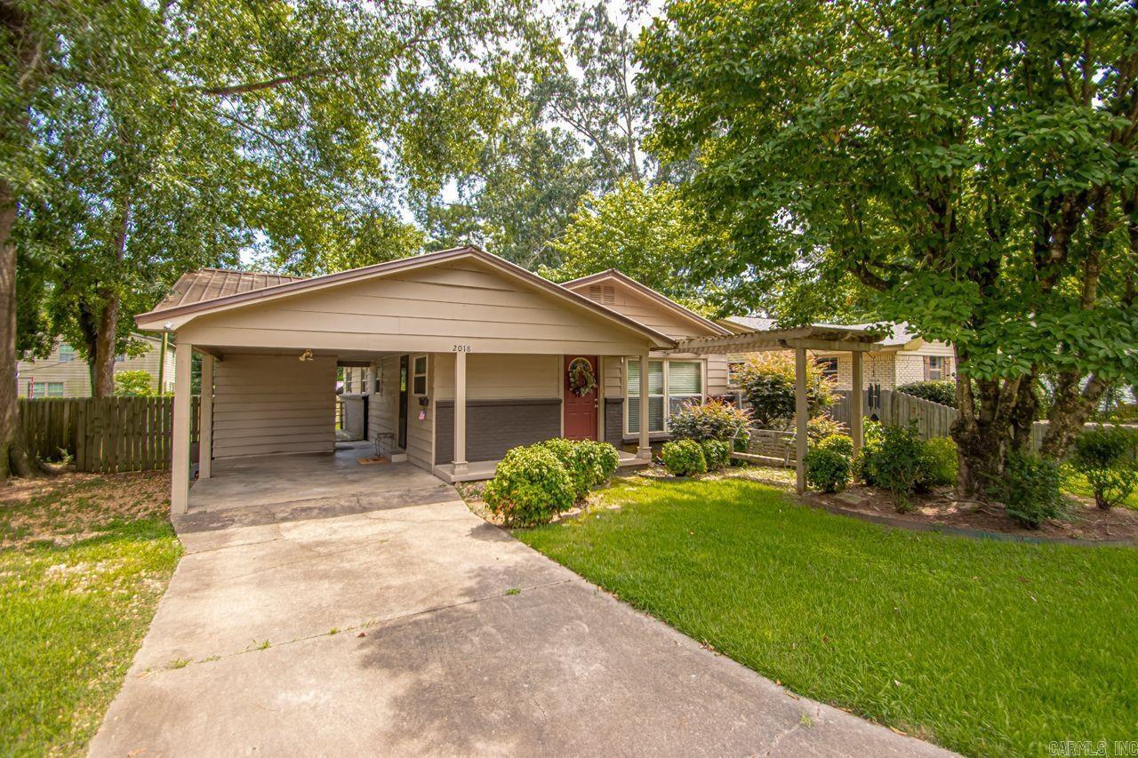 Property Photo: 2018 W Sevier Street AR 72019