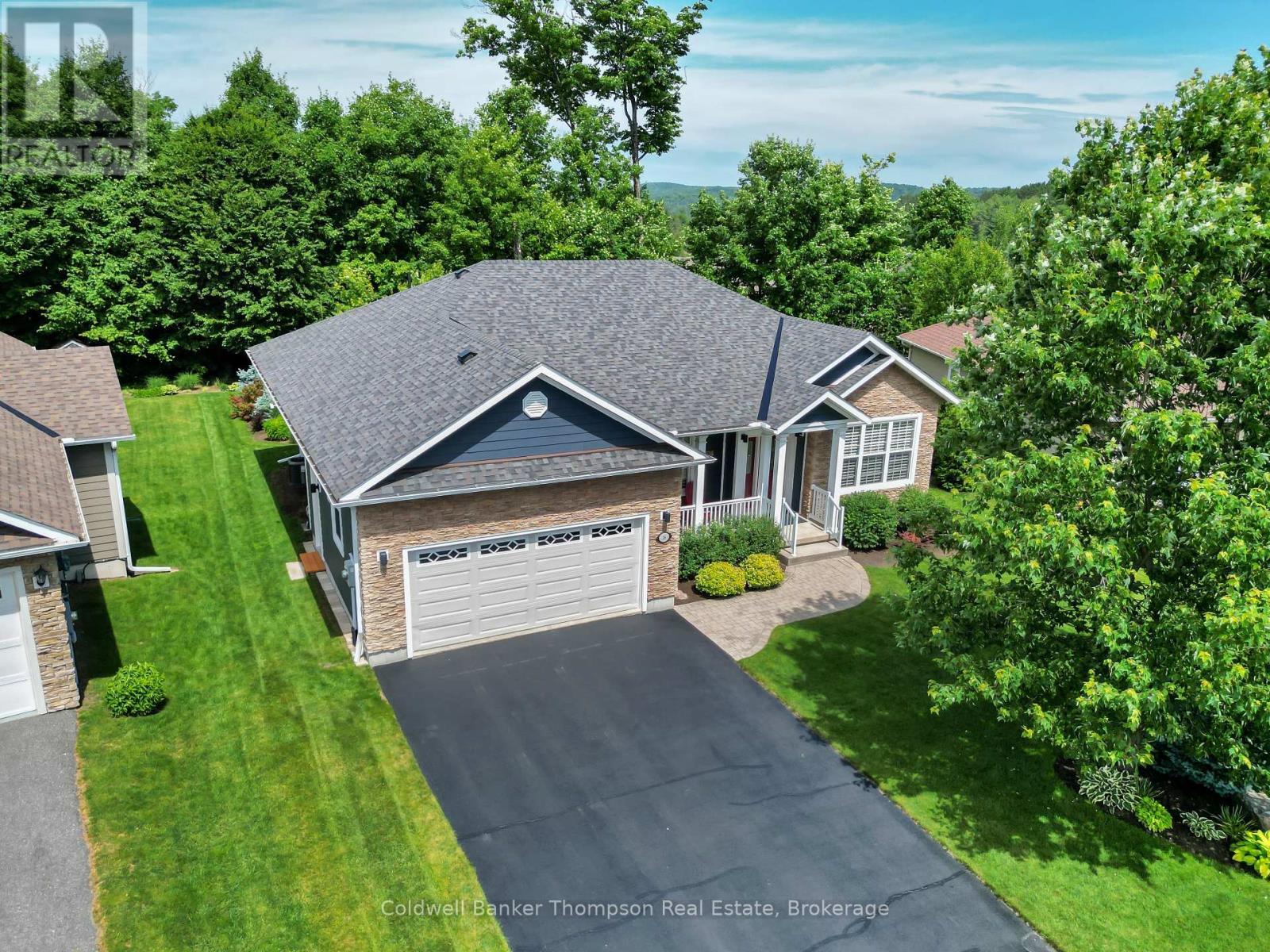 Property Photo: 16 Homestead Lane ON P1H 2N8