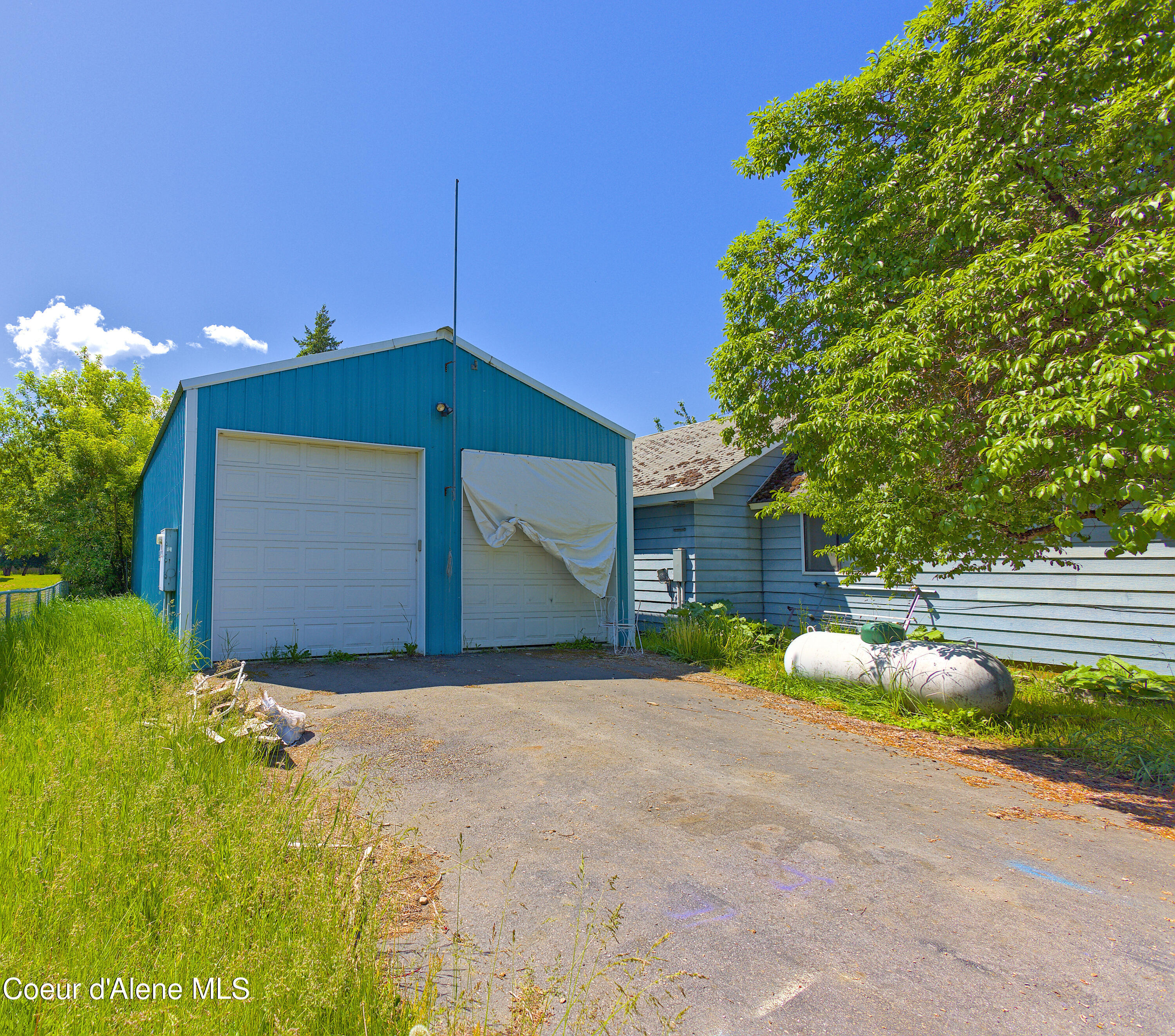 Property Photo:  464 E Lincoln Ave  ID 83856 