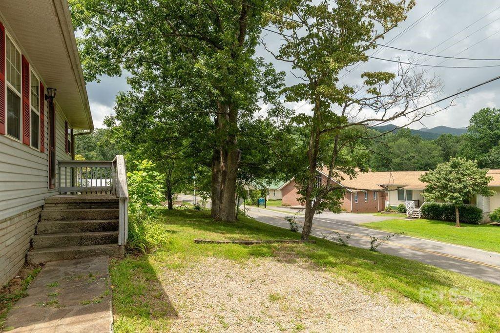 Property Photo: 113 N Fork Road NC 28711