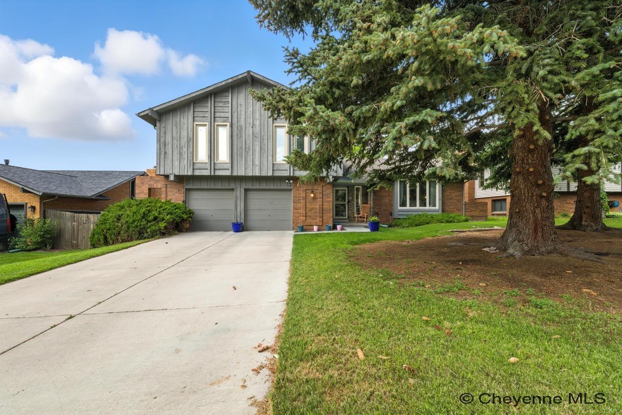 Property Photo:  5620 Blue Bluff  WY 82009 