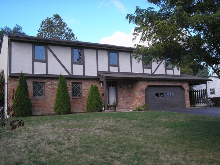 Property Photo: 4543 Ducrest Drive OH 43220