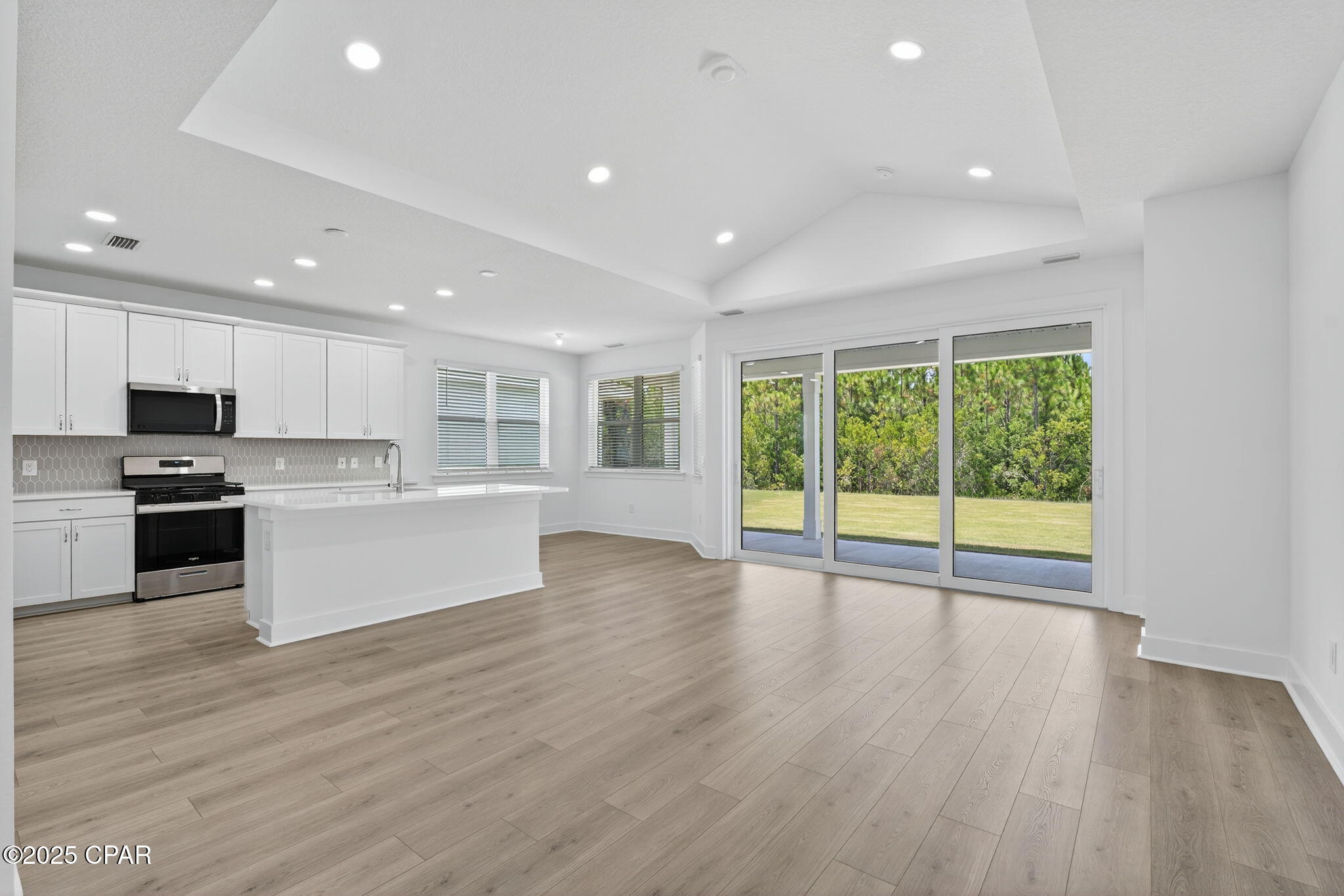 Property Photo:  9335 Escape Avenue  FL 32413 