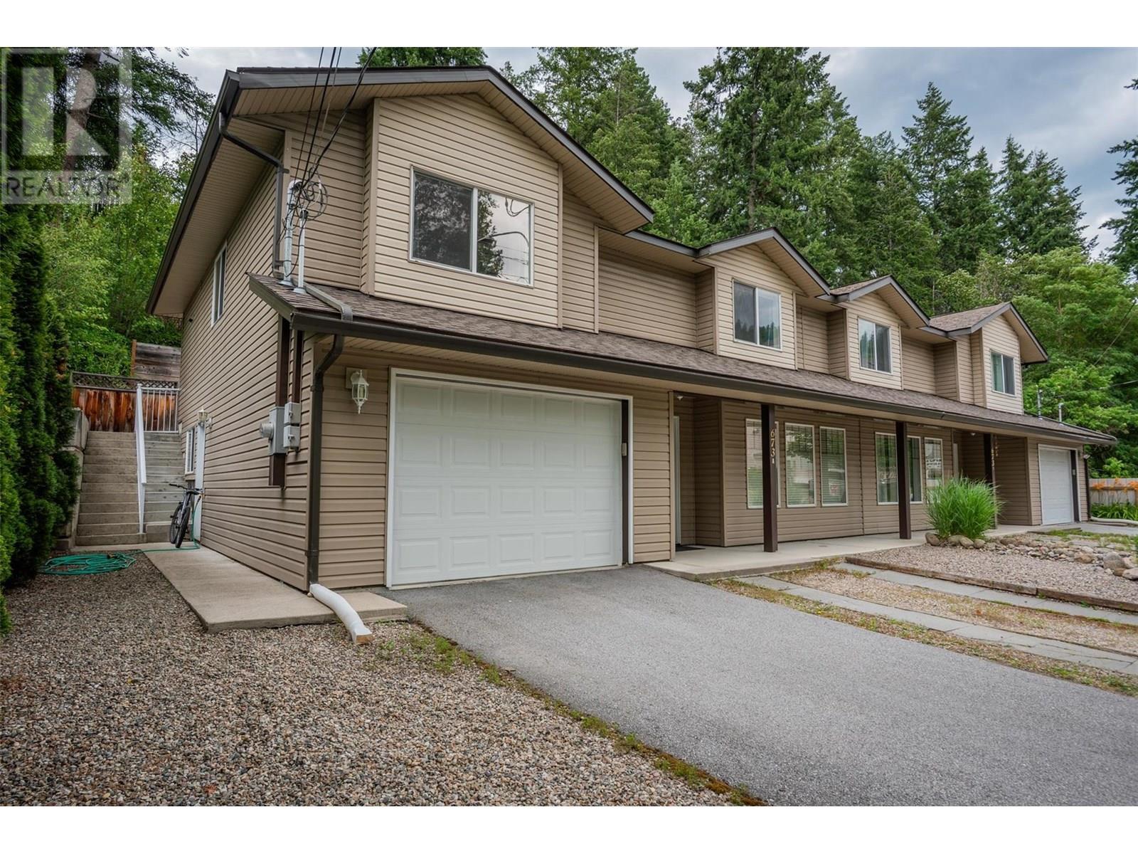 A-673 11th Ave Avenue  Castlegar BC V1N 1J7 photo