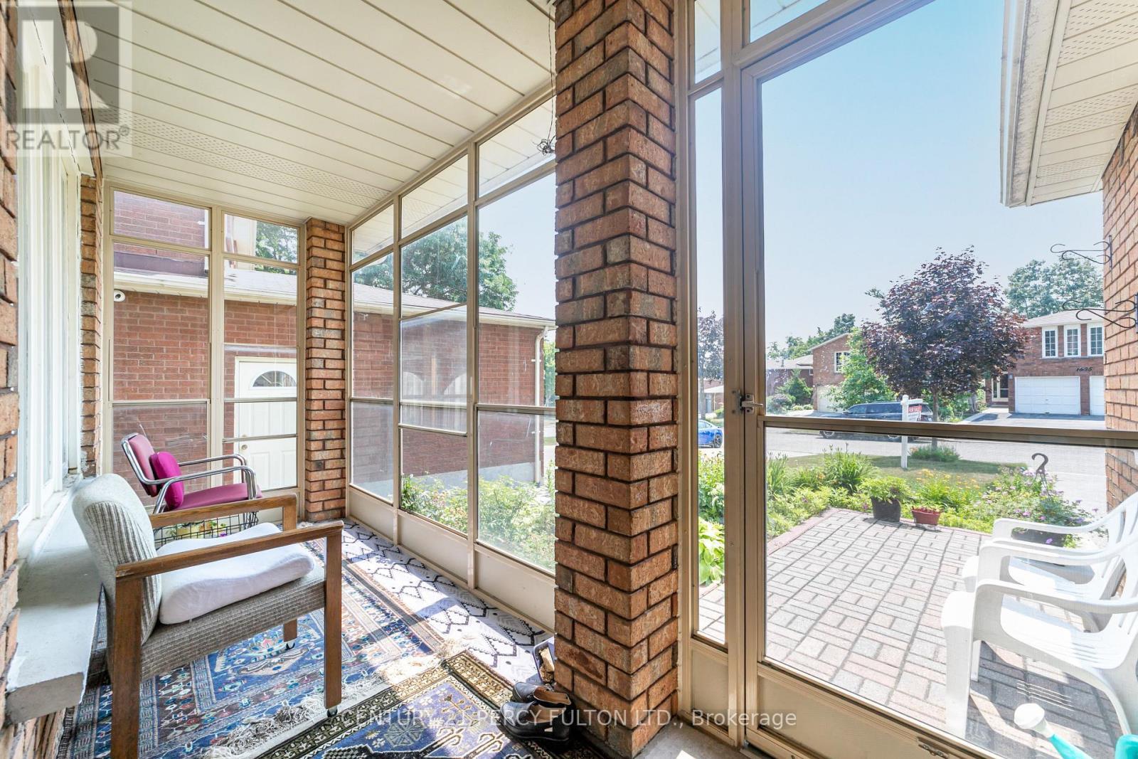 Property Photo: 1634 Beaton Way ON L1X 1X8