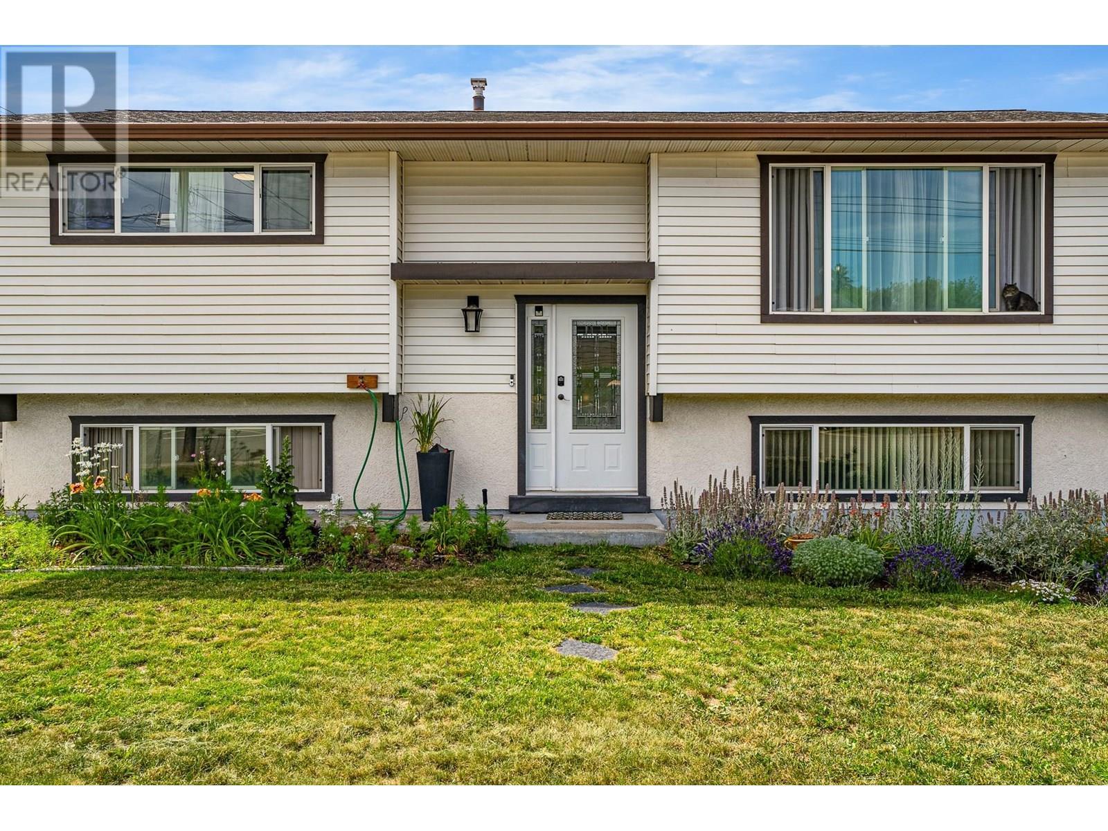 Photo de la propriété: 2301 Chapman Street BC V1K 1B8