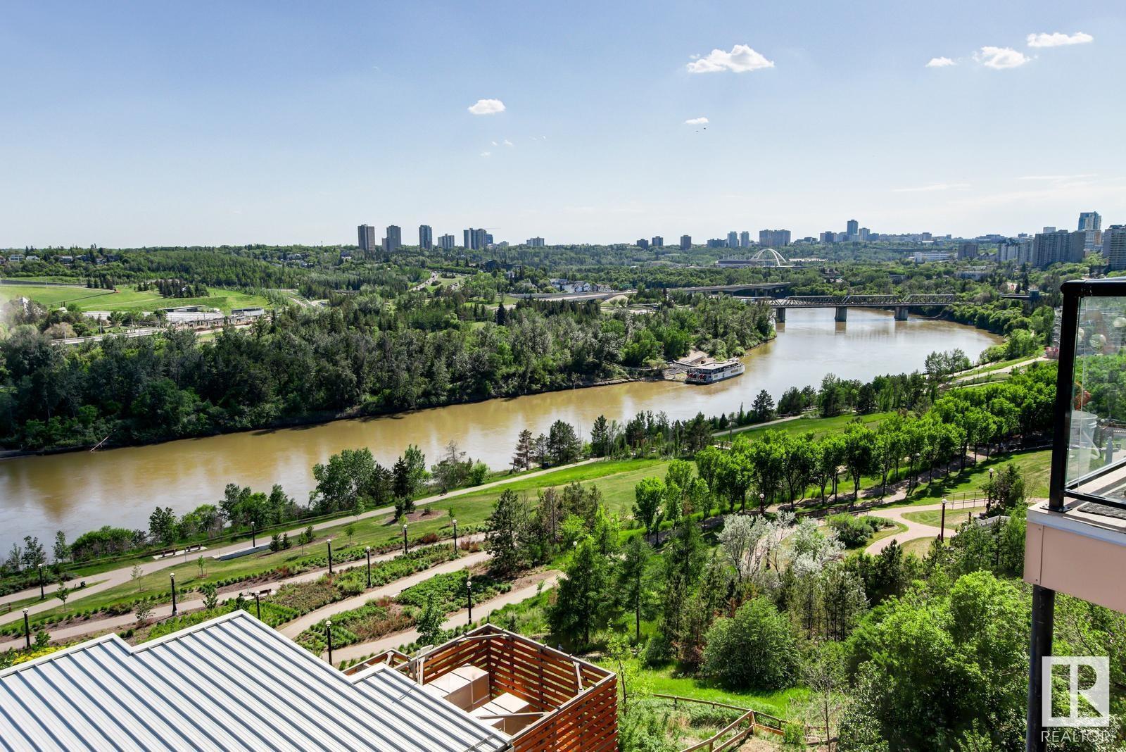9503 101 Avenue NW 506  Edmonton AB T5H 4R1 photo
