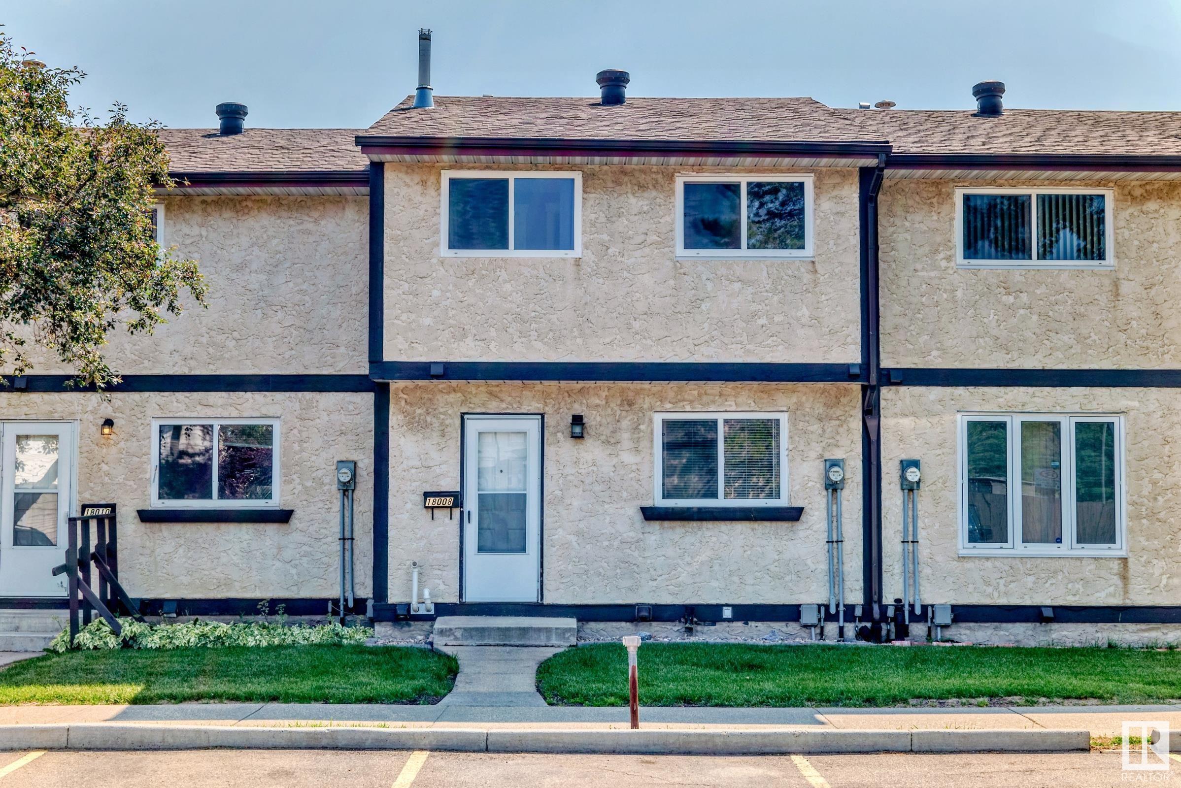 18008 93 Avenue NW  Edmonton AB T5T 1Y1 photo