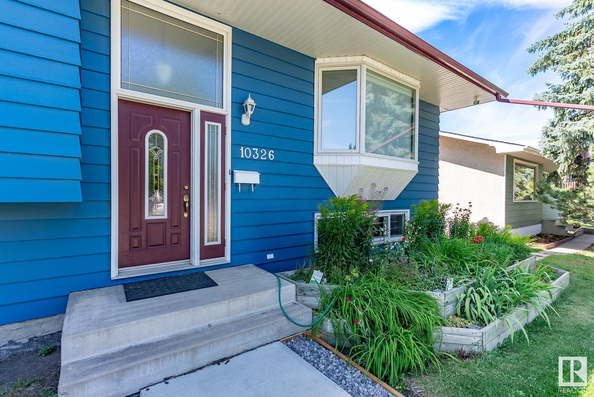 Property Photo:  10326 154 Street NW  AB T5P 2H6 