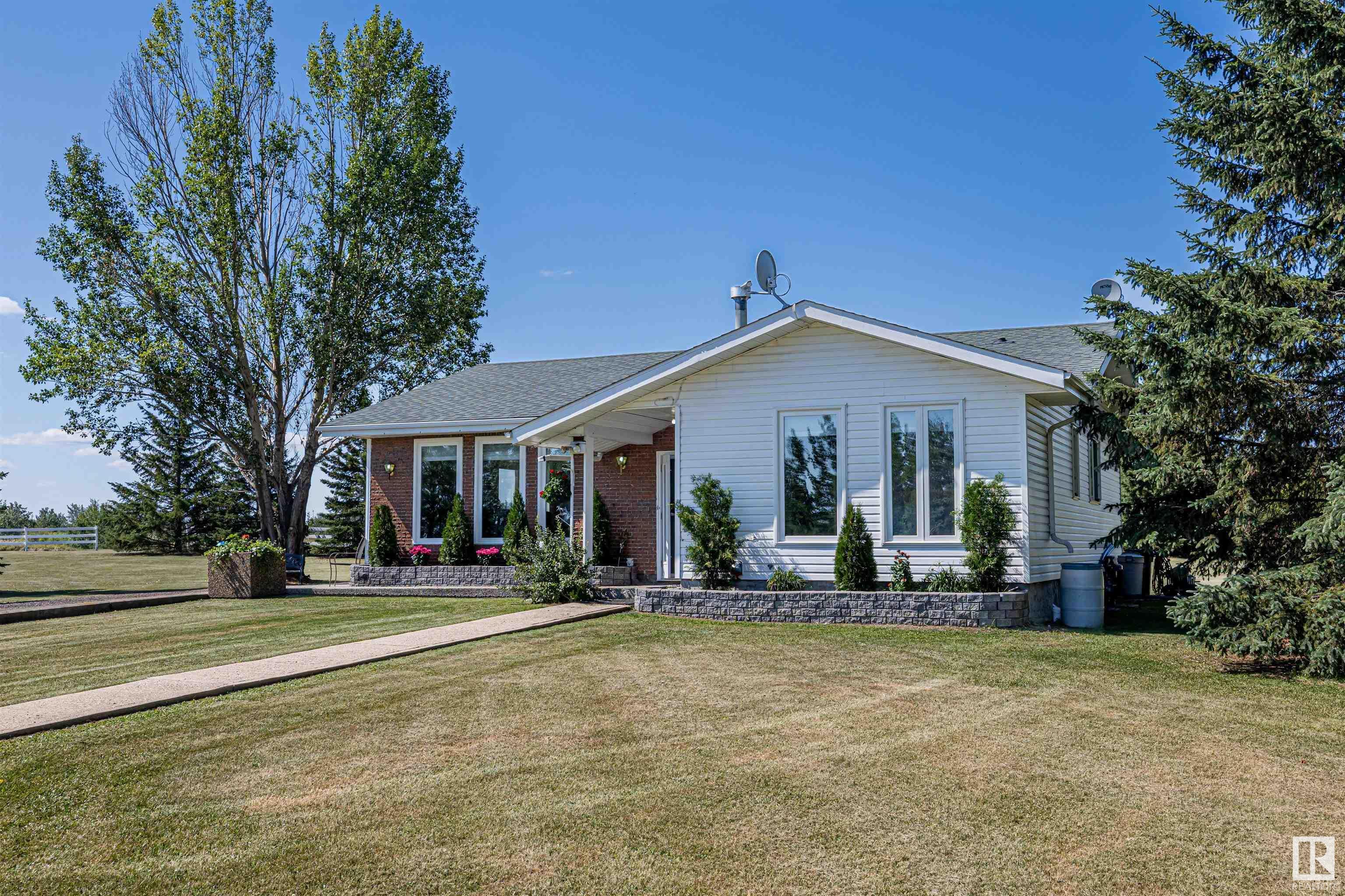 Photo de la propriété: 21341 Twp Road 534 AB T8G 2B2