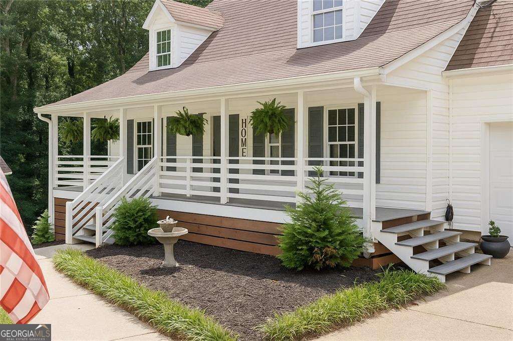 Property Photo: 135 Powder Creek Drive GA 30157