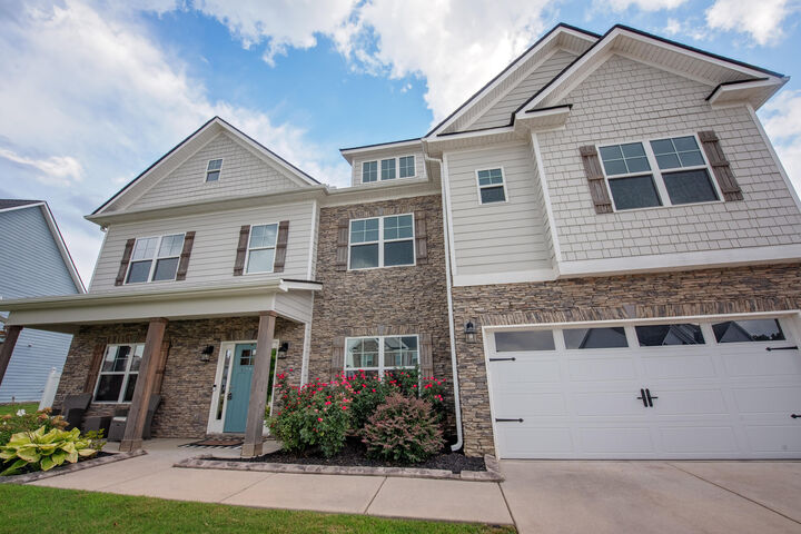 Property Photo: 7432 Hollyhock Lane TN 37363