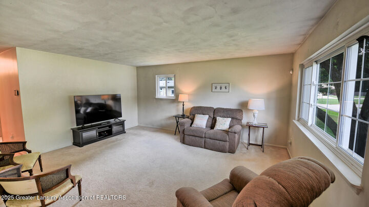 Property Photo: 2835 Fontaine Trail MI 48842
