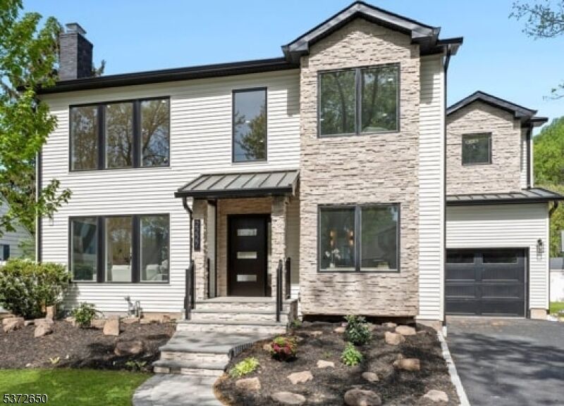 Property Photo:  2227 Pine Ter  NJ 07076 