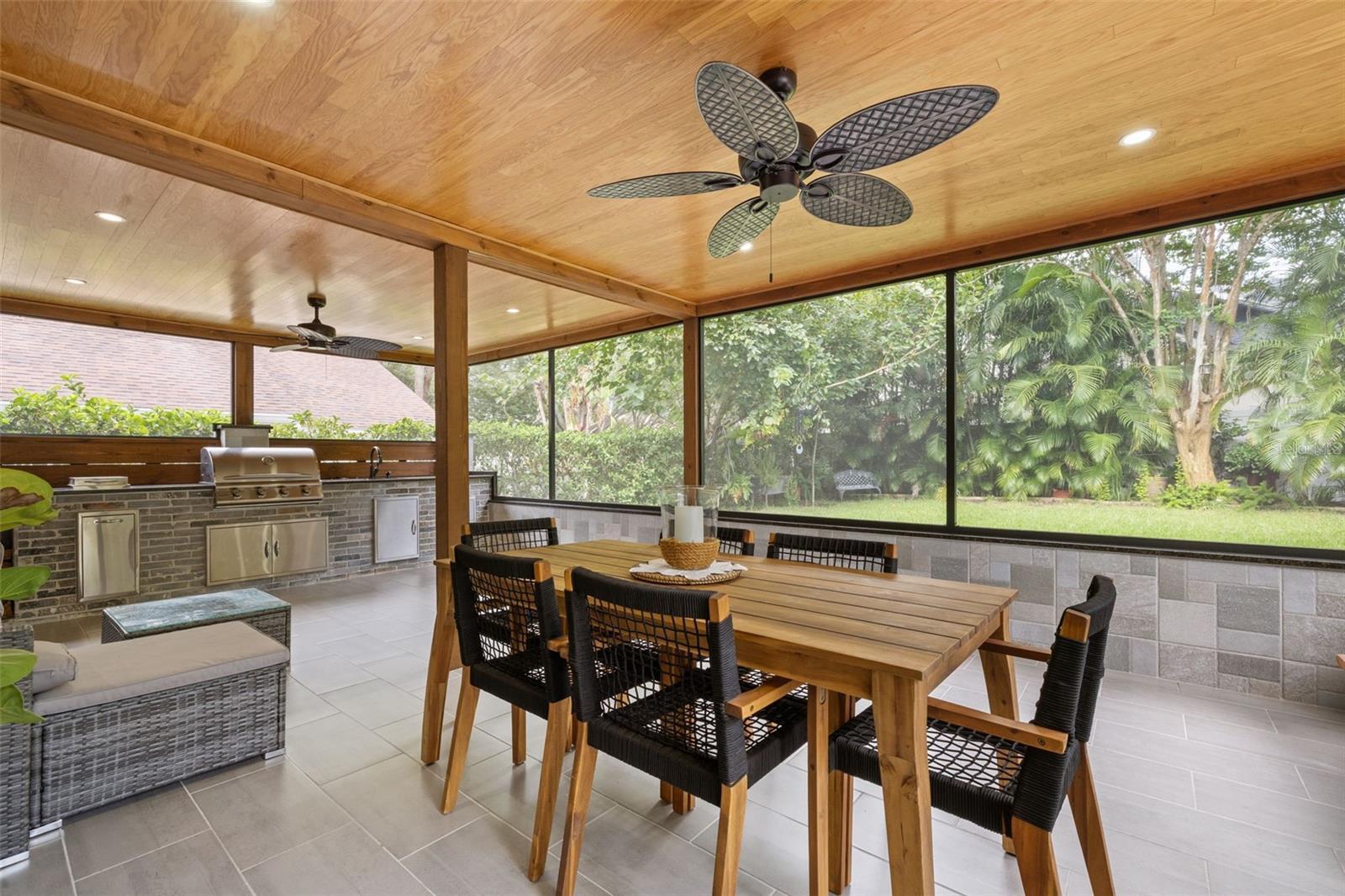 Property Photo:  1805 Westpointe Circle  FL 32835 