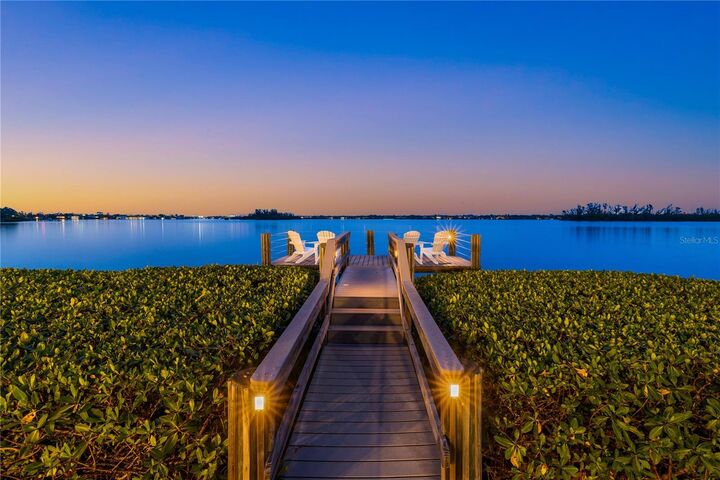 Property Photo: 4315 Mangrove Place FL 34242