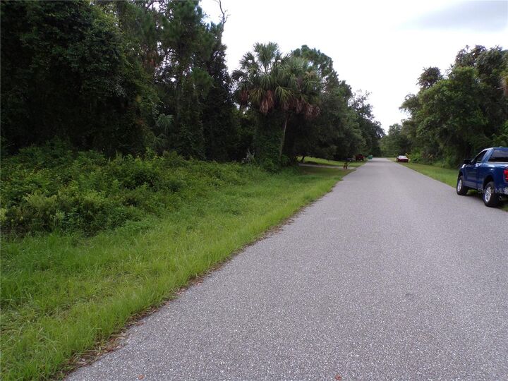 Property Photo:  20404 Wingate Avenue  FL 33954 