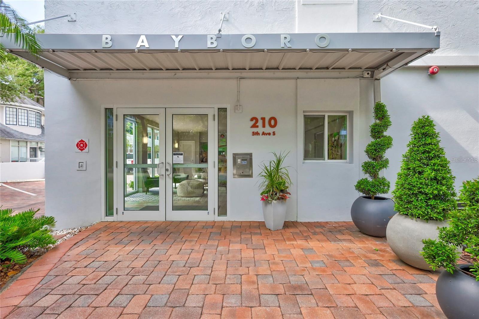 Property Photo: 210 5th Avenue S 107 FL 33701