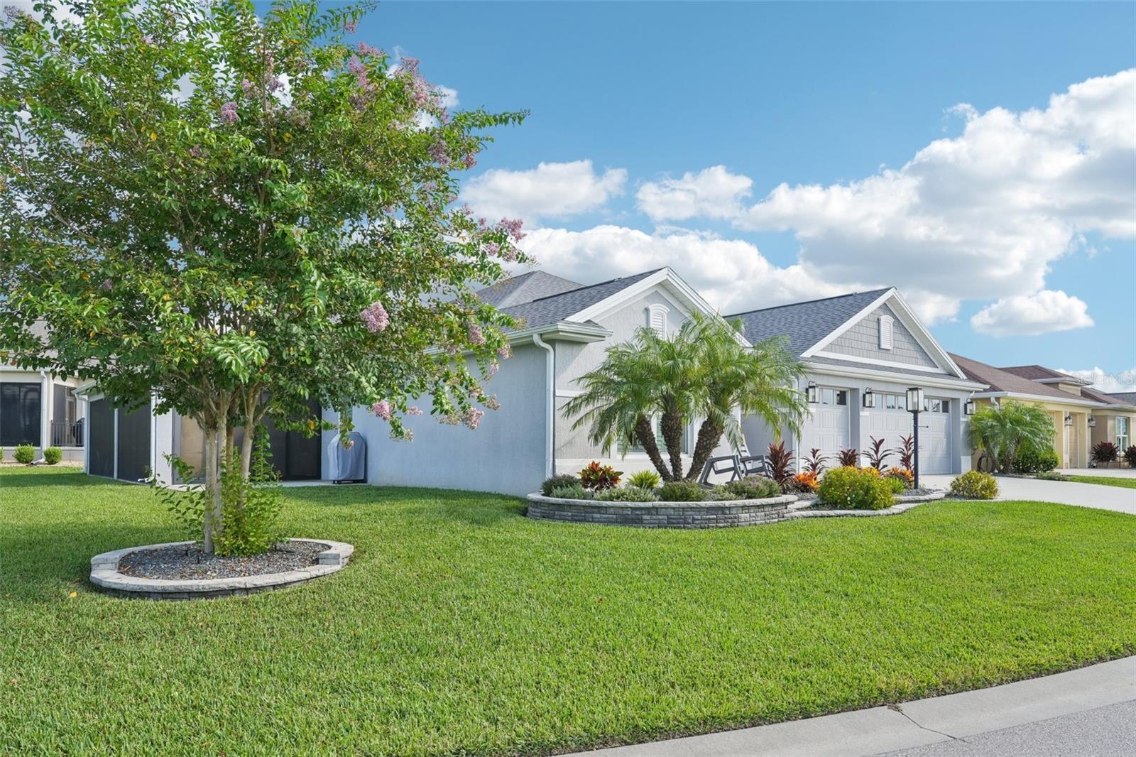 Property Photo: 1469 Knudson Run FL 32163