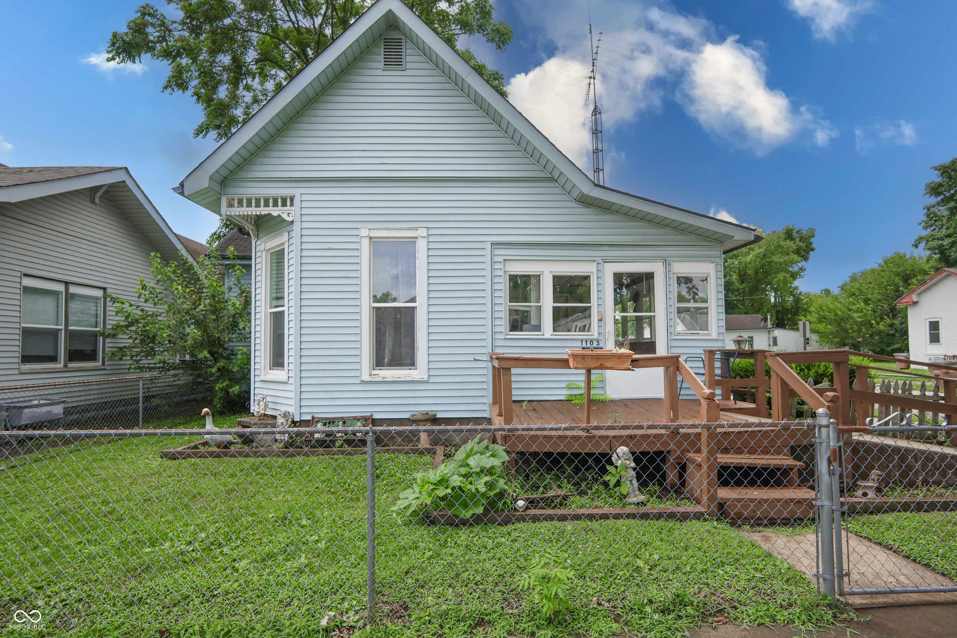 1103 8th Street  Columbus IN 47201 photo