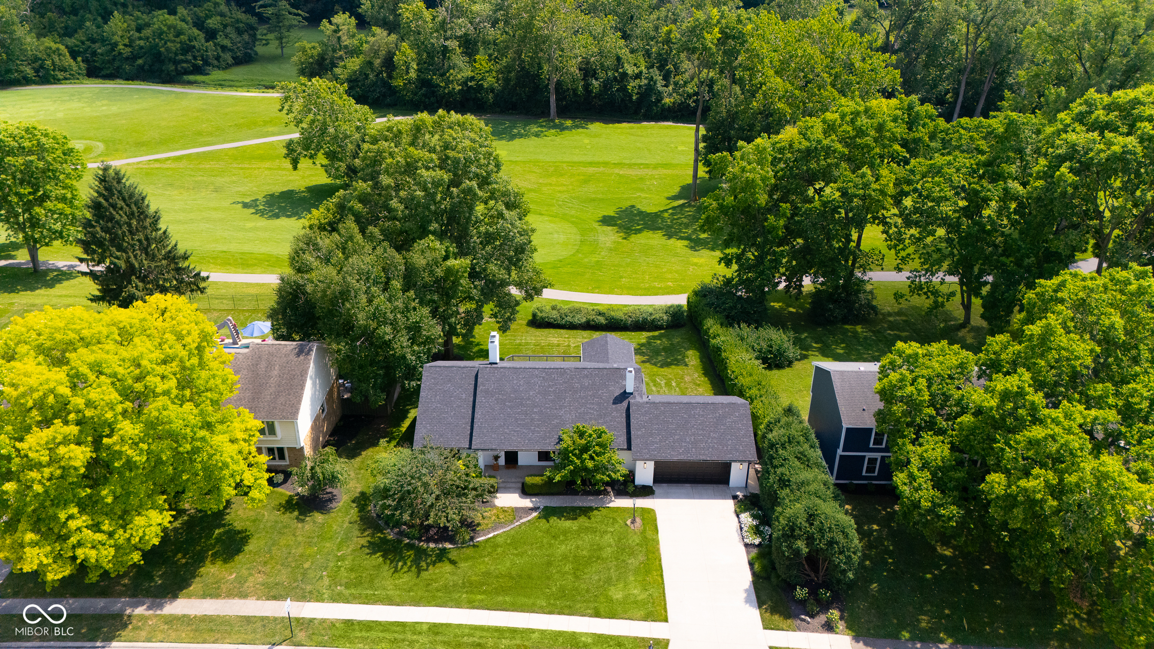 Property Photo:  4609 Somerset Way S  IN 46033 