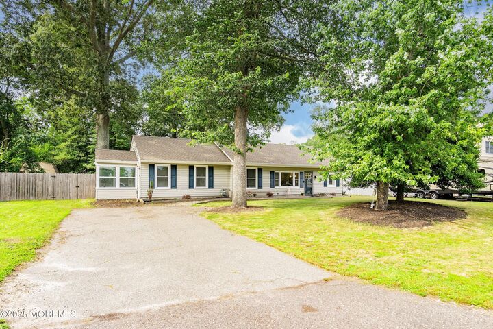 Property Photo:  609 Main Street  NJ 08721