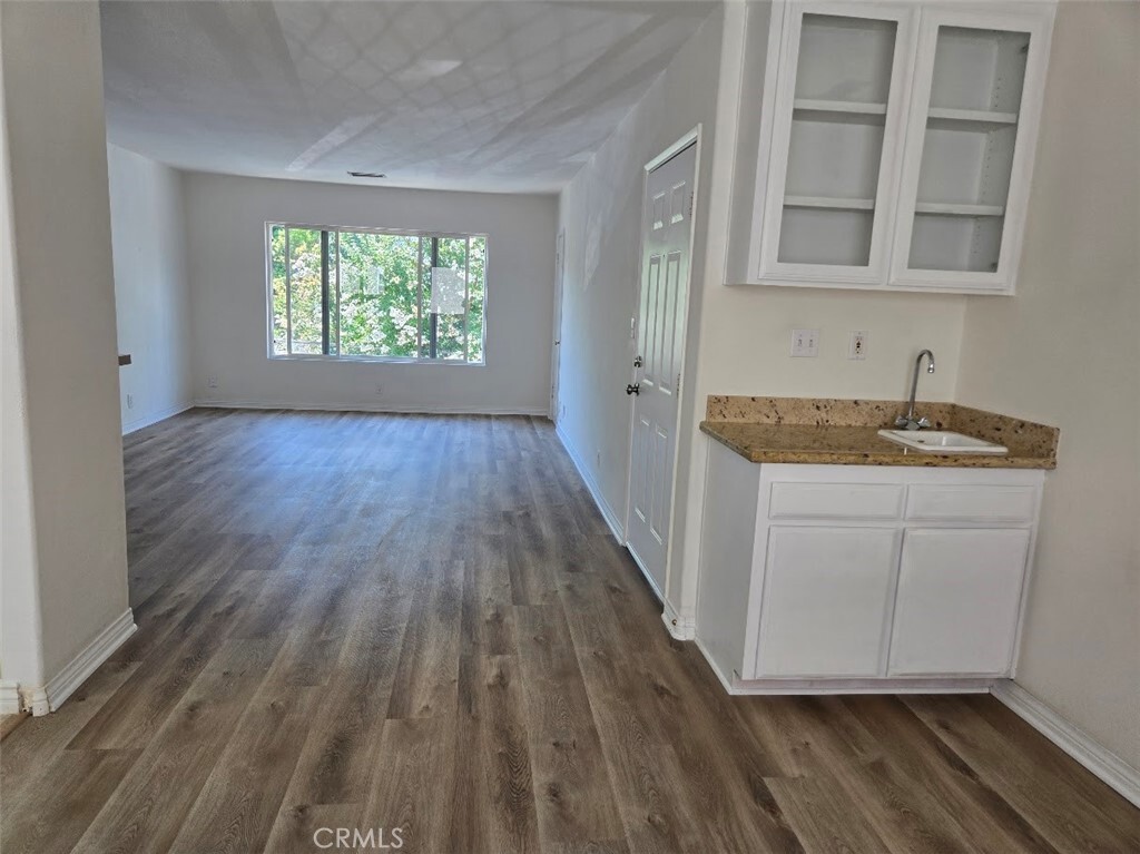 Property Photo: 14701 Dickens Street CA 91403