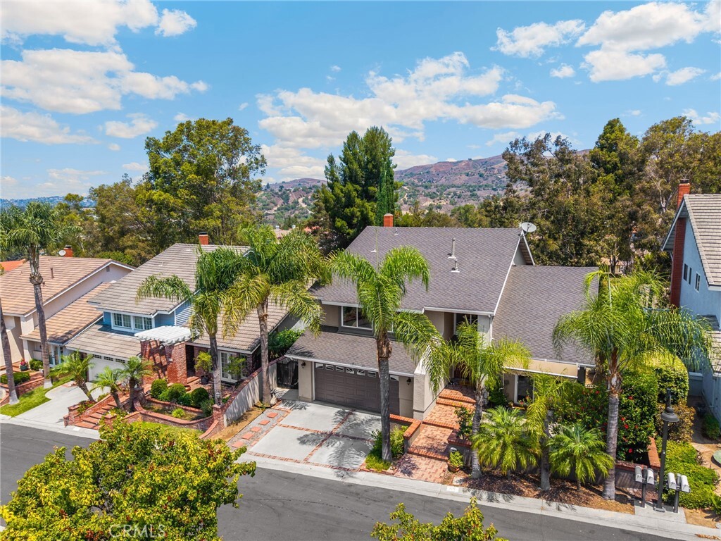 915 S Kings Canyon Road  Brea CA 92821 photo