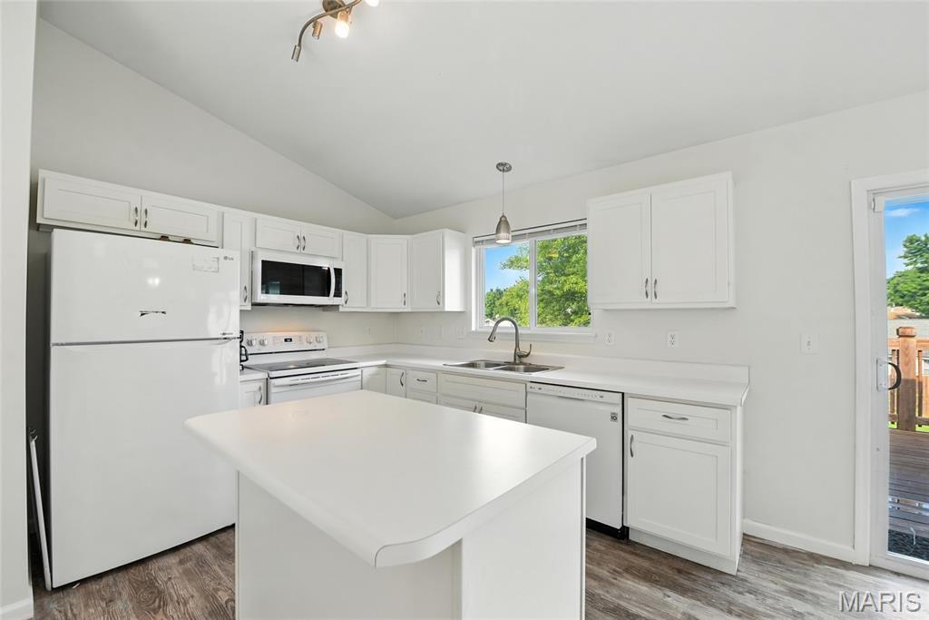 Property Photo: 14459 Williamsburg Manor Drive MO 63034