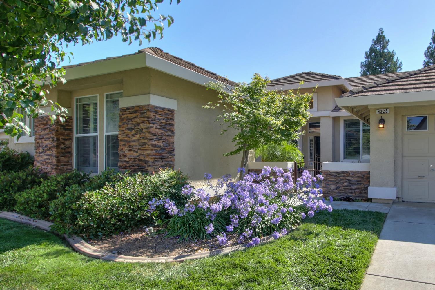 Property Photo:  9328 Nestani Way  CA 95758 