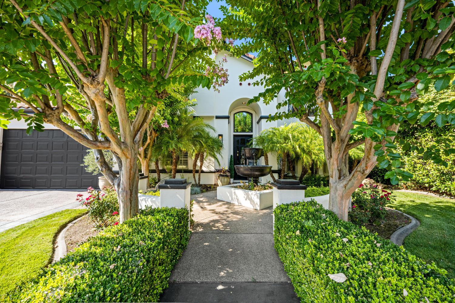Property Photo:  102 Painted Rock Place  CA 95630 