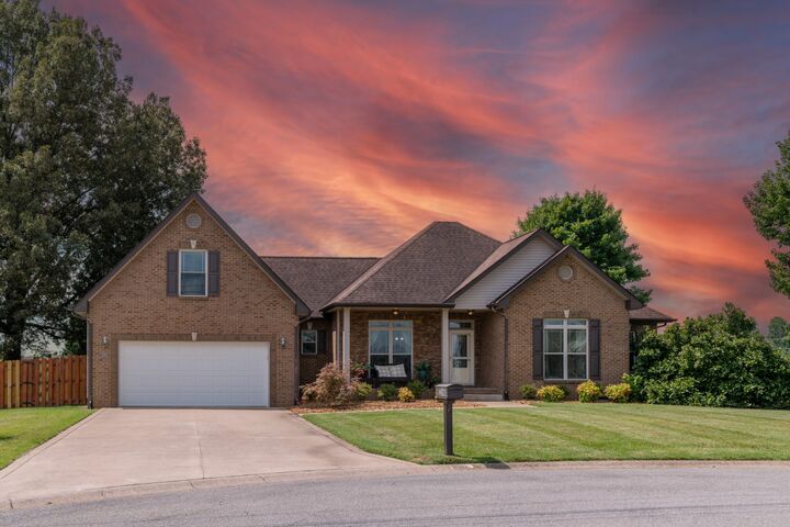 286 Bellshire Drive  Clarksville TN 37043 photo