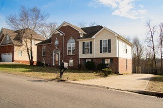 Property Photo: 514 Winding Bluff Way TN 37040