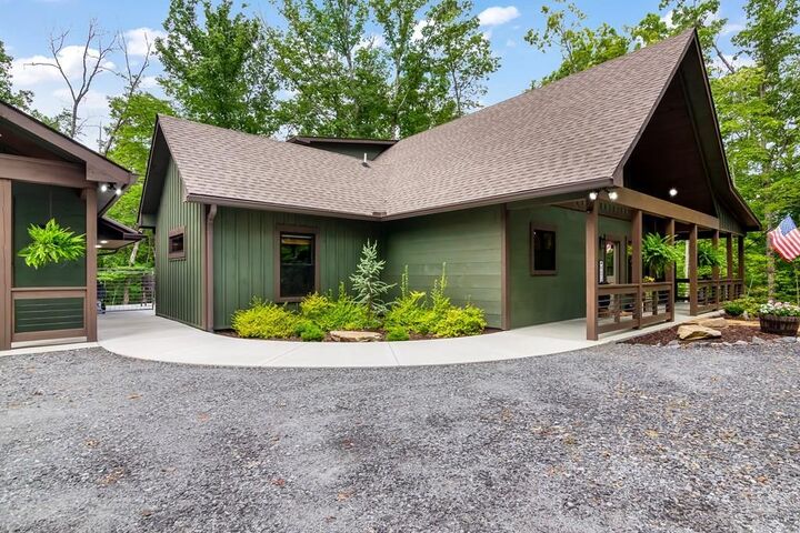 Property Photo: 261 Rooks Road GA 30559