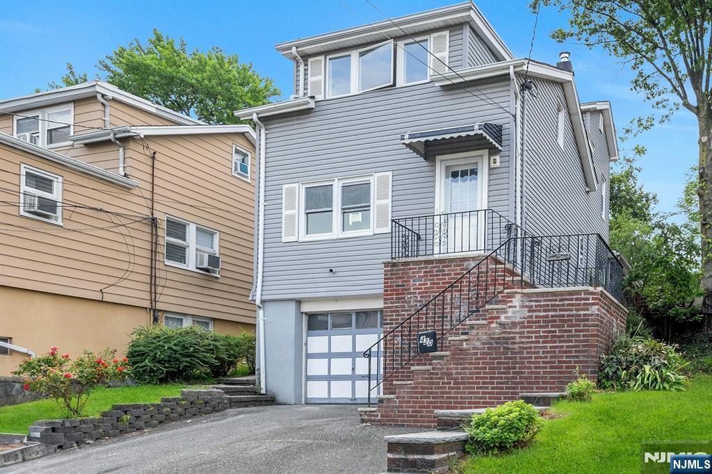 Property Photo:  420 7th Street  NJ 07022 