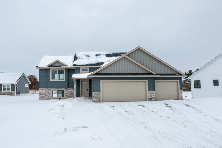 1643 75th Avenue  Hammond WI 54015 photo