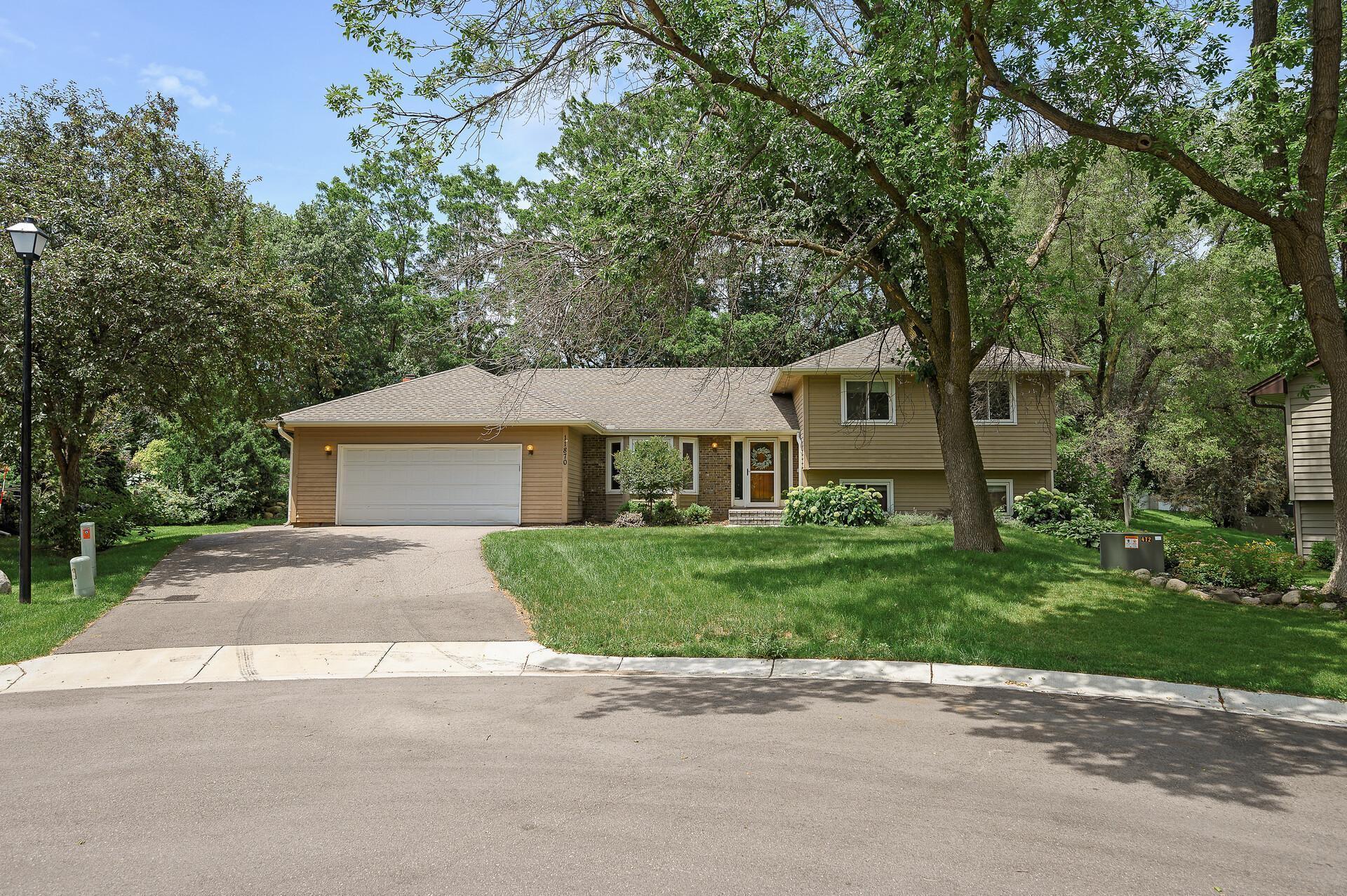 11870 63rd Place N  Maple Grove MN 55369 photo
